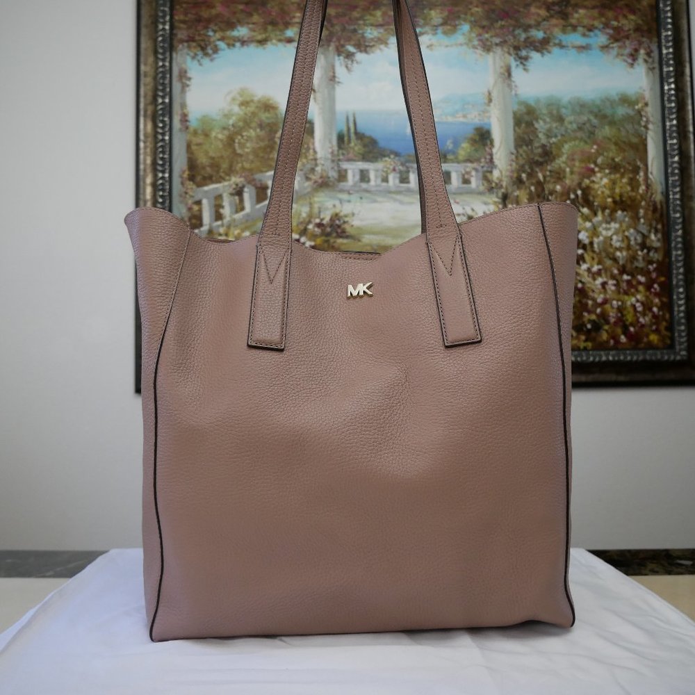 NWOT MICHAEL KORS Pink Junie Large Leather Tote